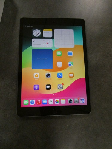 Tablette apple ipad 8th - ipad,